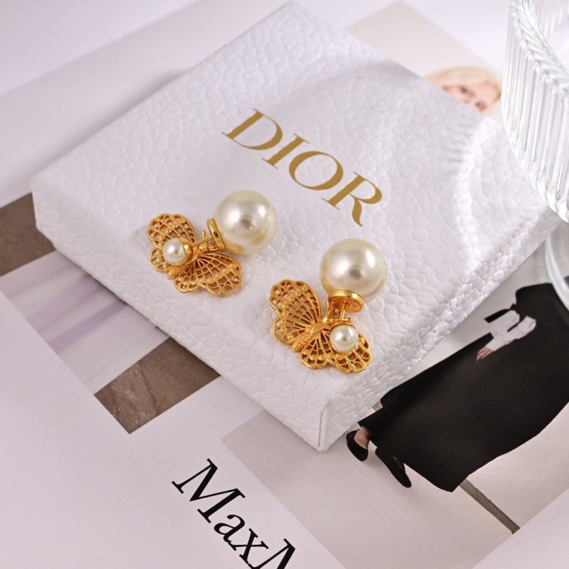 chr1st1an D10r earrings